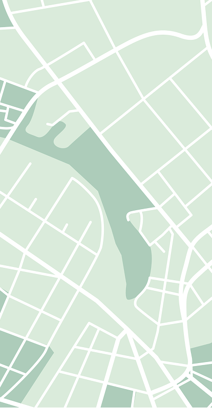 Minimalistische Kartenillustration, die einen Fluss oder See zeigt, der von sich kreuzenden weißen Straßen und Blöcken in verschiedenen Grüntönen umgeben ist, was an die geordneten Anordnungen erinnert, wie sie häufig im Parkraummanagement für Einzelhandels- und Hotelgebiete zu finden sind. Es sind keine Beschriftungen, Texte oder Orientierungspunkte vorhanden. - Sevoria Parking